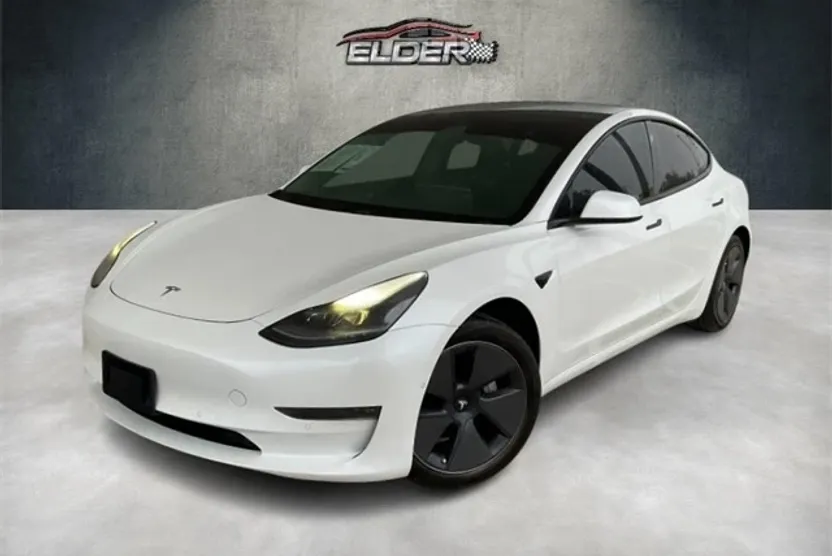 2021 Tesla Model 3 Long Range photo 1