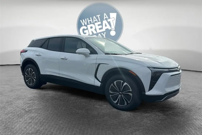 2025 Chevrolet Blazer EV photo 1