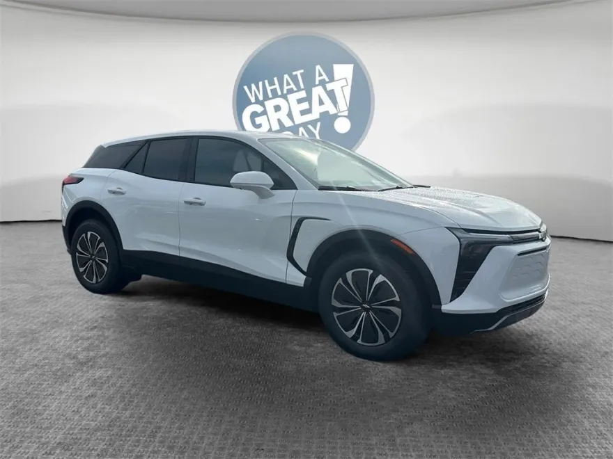 2025 Chevrolet Blazer EV photo 1