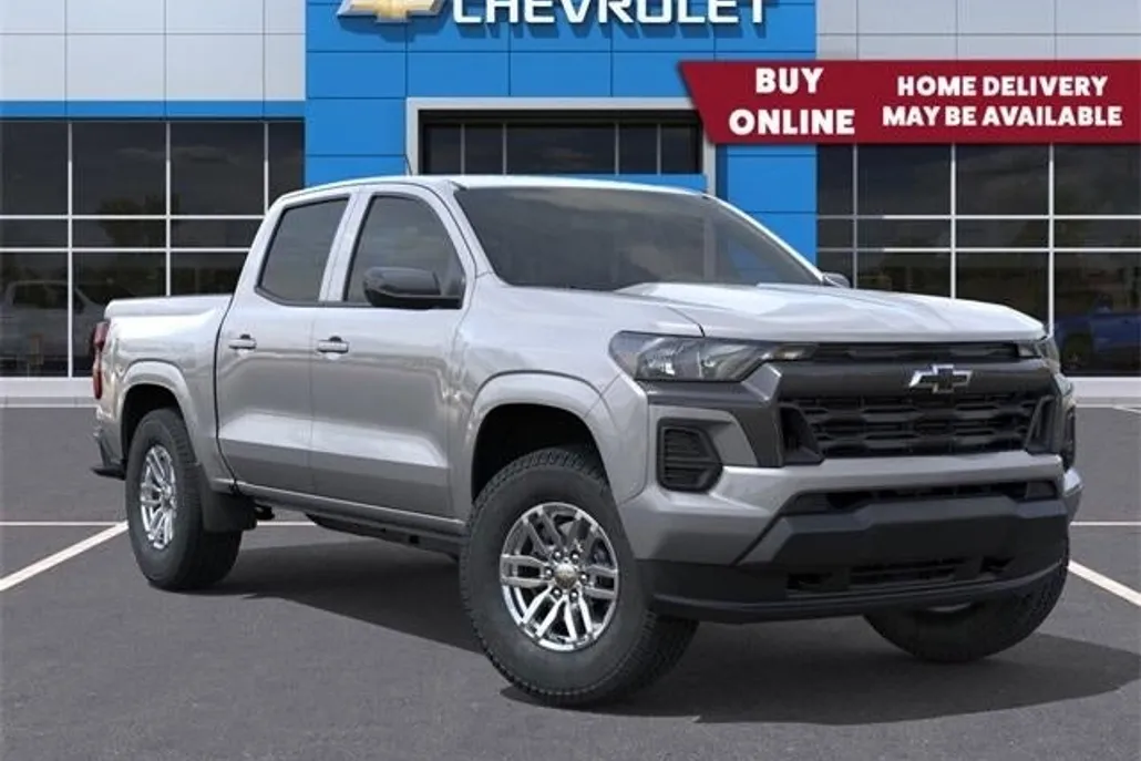 2026 Chevrolet Colorado LT photo 1