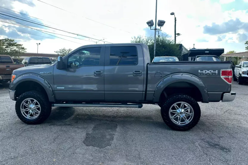 2012 Ford F-150 Lariat photo 1