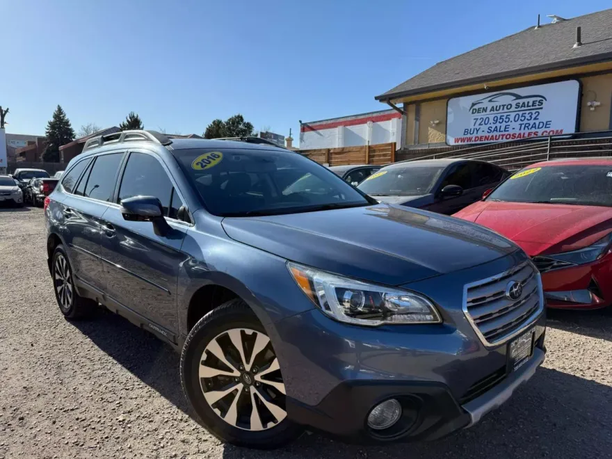2016 Subaru Outback Limited photo 1