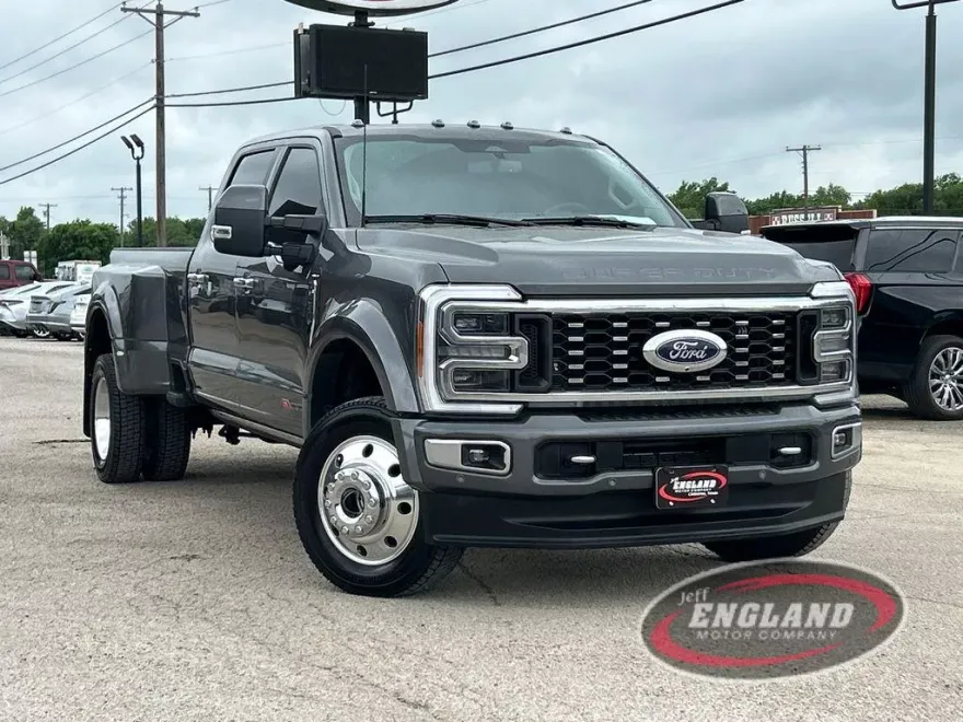 2023 Ford F-450 Limited photo 1