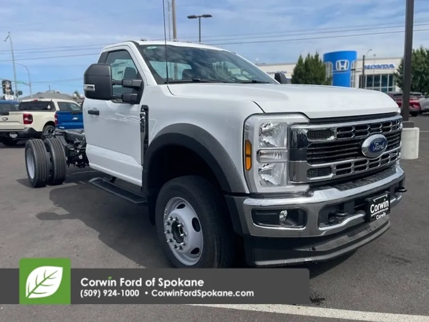 2025 Ford F-450 photo 1