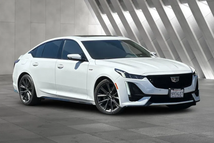 2024 Cadillac CT5 V photo 1