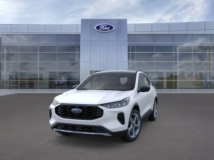 2026 Ford Escape ST-Line photo 1