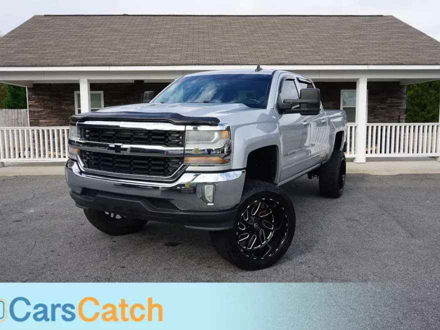 2016 Chevrolet Silverado 1500 LT photo 1