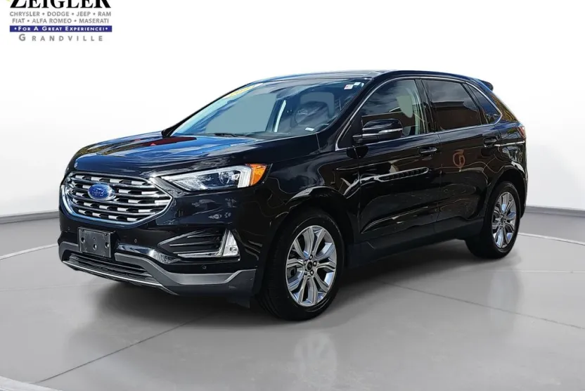 2024 Ford Edge Titanium photo 1