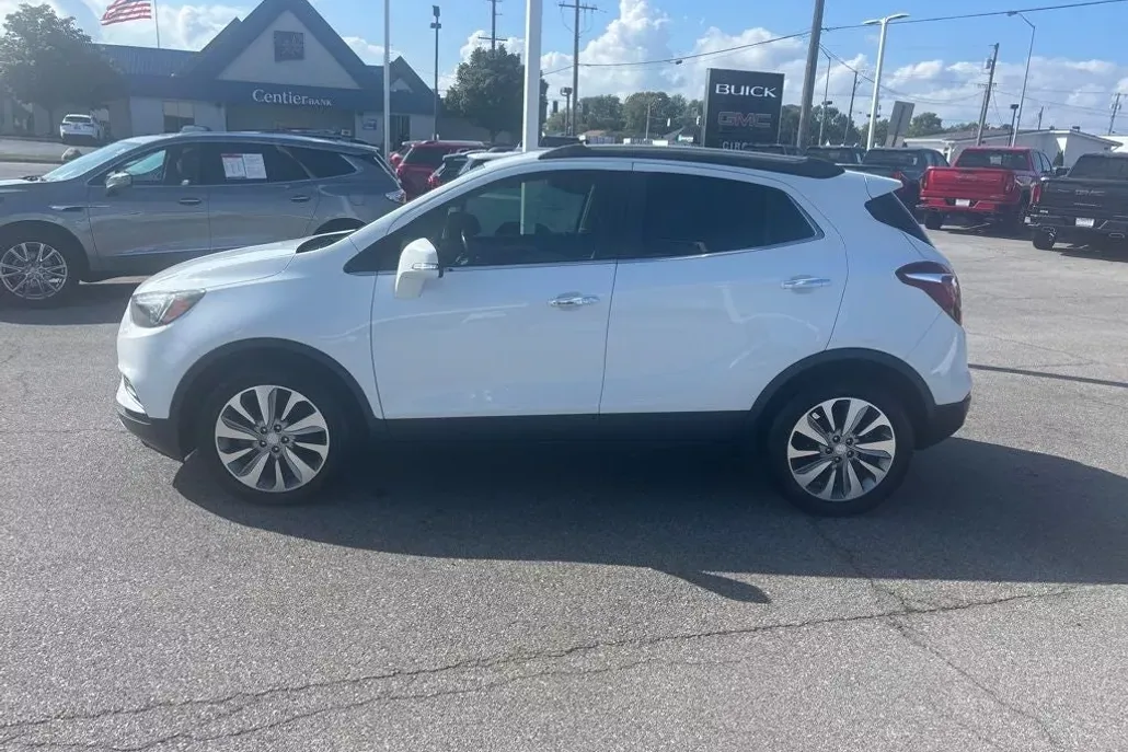 2017 Buick Encore Preferred photo 1
