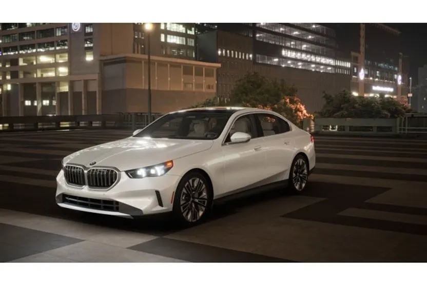 2026 Bmw 530i photo 1