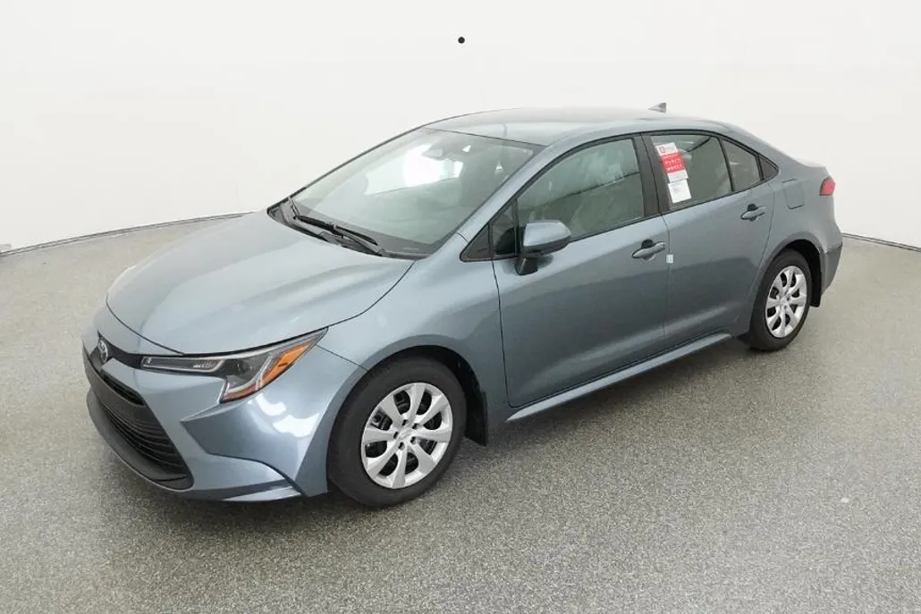 2026 Toyota Corolla LE photo 1