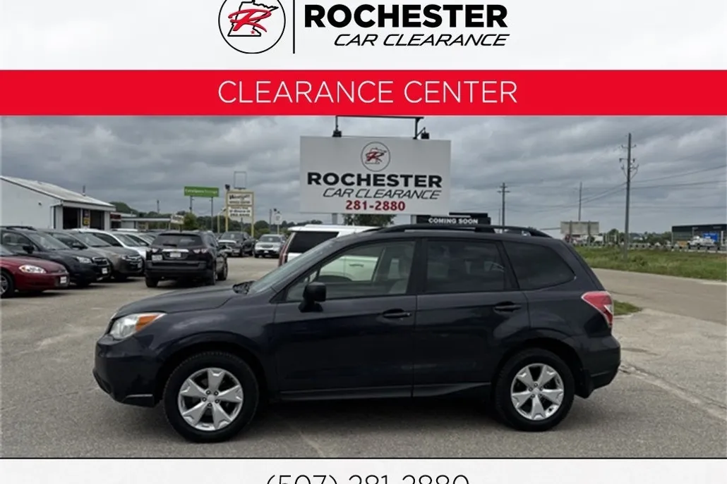 2016 Subaru Forester 2.5i photo 1