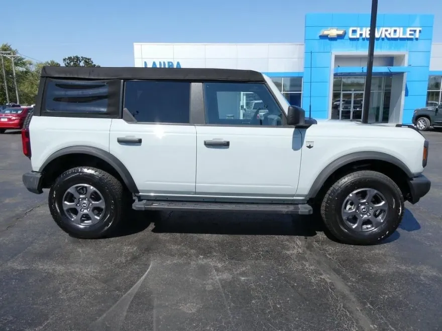 2024 Ford Bronco Big Bend photo 1