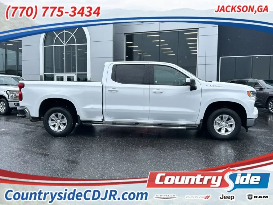 2024 Chevrolet Silverado 1500 LT photo 1