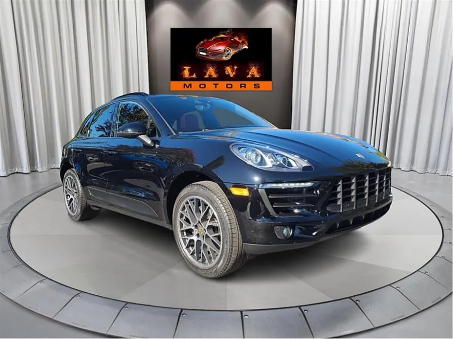 2018 Porsche Macan photo 1