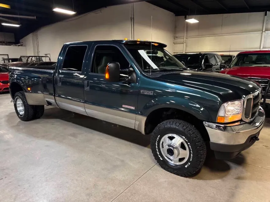 2004 Ford F-350 Lariat photo 1