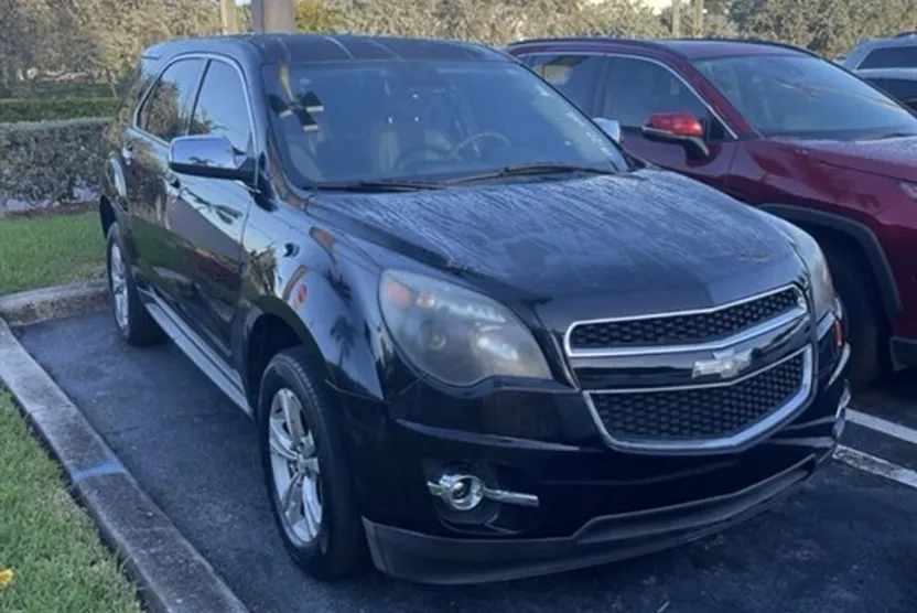 2017 Chevrolet Equinox LS photo 1