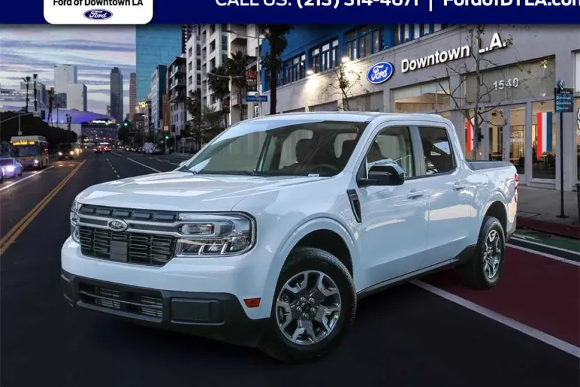 2024 Ford Maverick Lariat photo 1