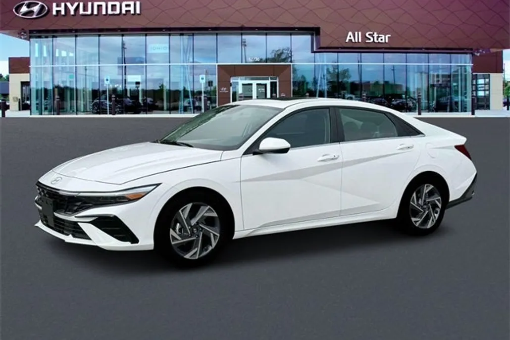2025 Hyundai Elantra SEL Convenience photo 1