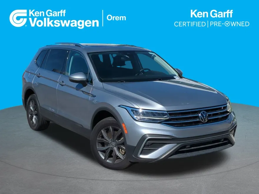 2022 Volkswagen Tiguan SE photo 1