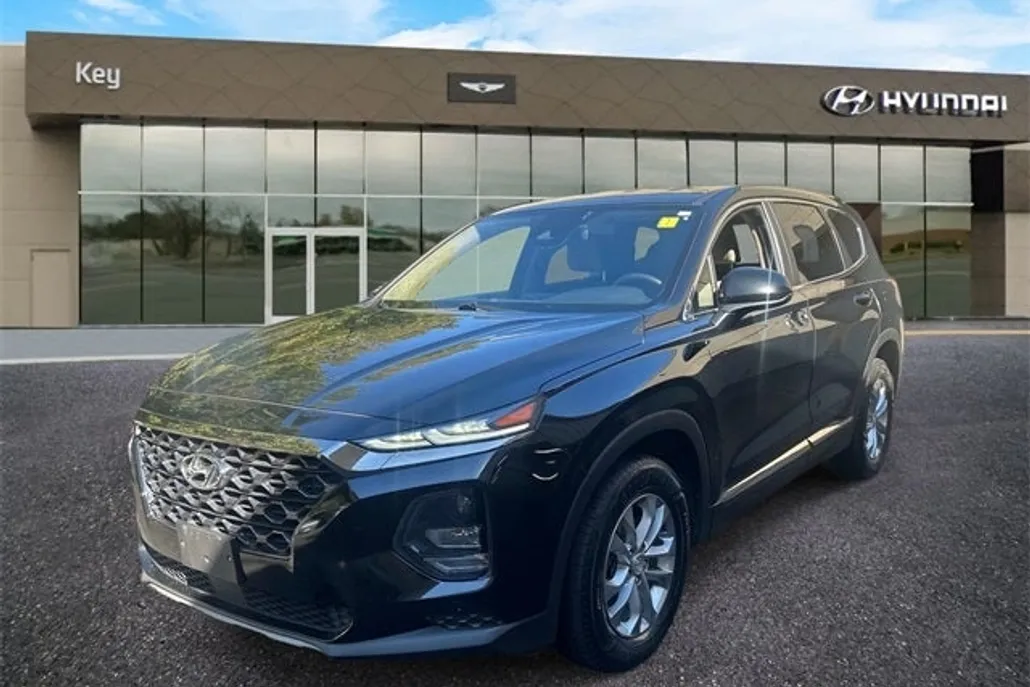 2019 Hyundai Santa Fe SE photo 1