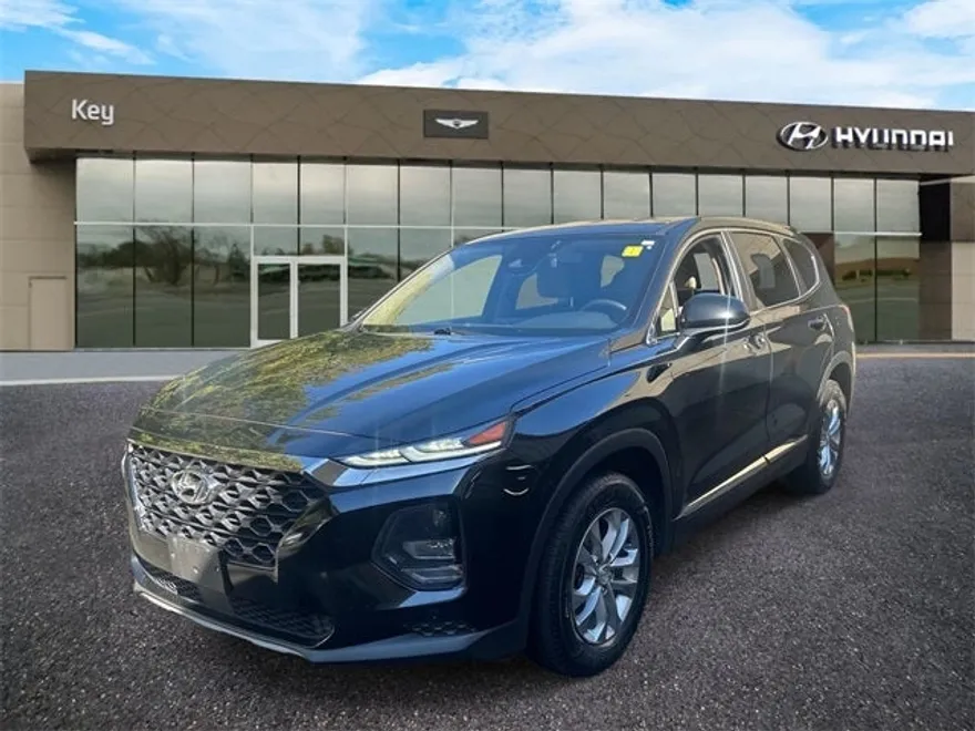2019 Hyundai Santa Fe SE photo 1