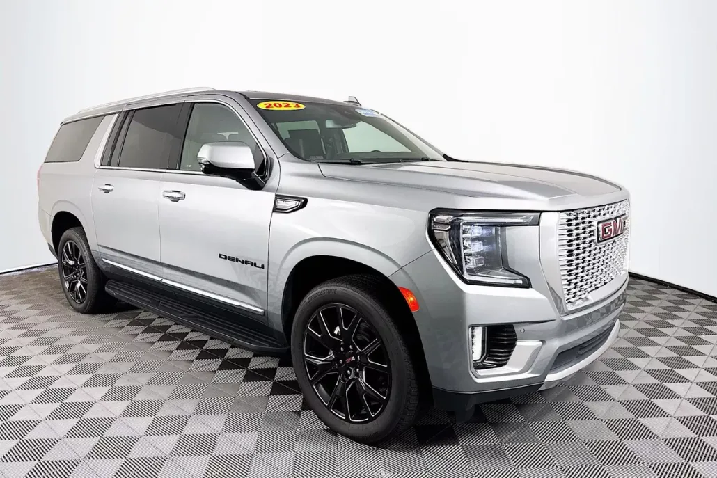 2023 Gmc Yukon XL Denali photo 1