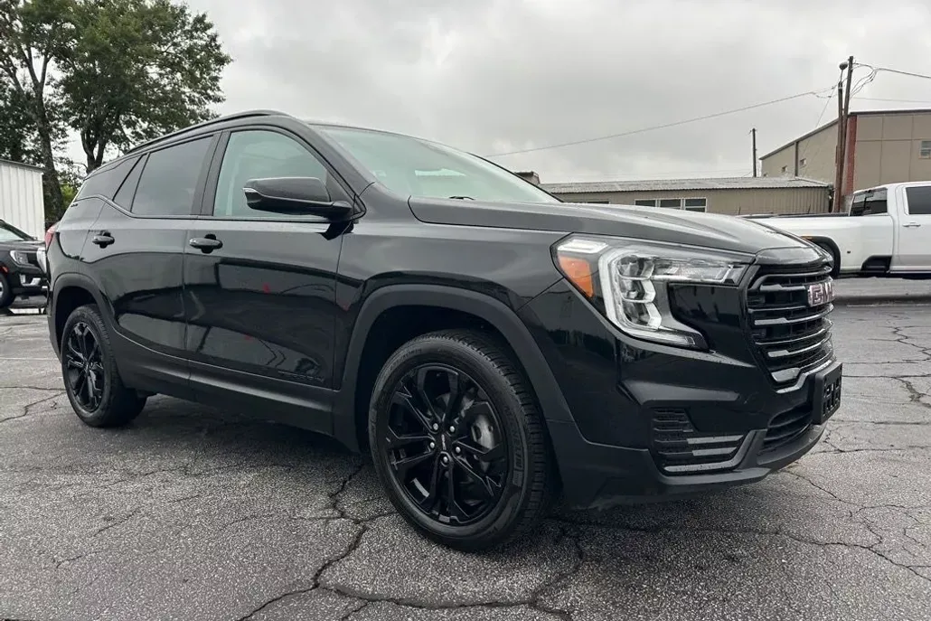 2022 Gmc Terrain SLE photo 1