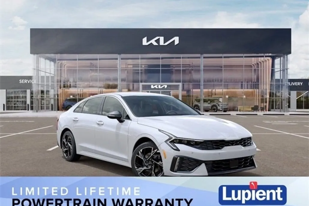 2025 Kia K5 GT-Line photo 1