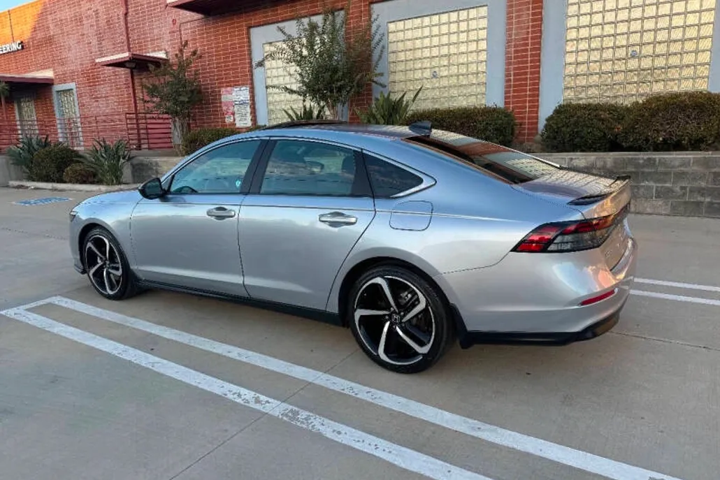 2024 Honda Accord Hybrid Sport photo 1