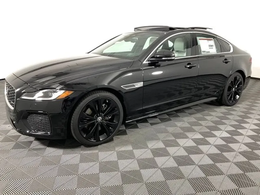 2024 Jaguar XF P300 R-Dynamic SE AWD P300 R-Dynamic SE photo 1