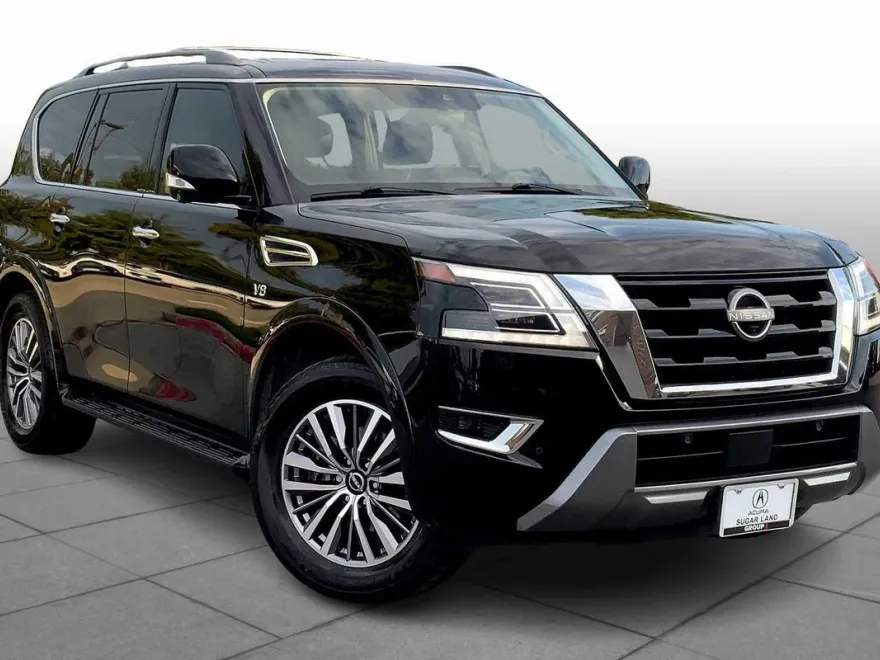 2022 Nissan Armada SL photo 1