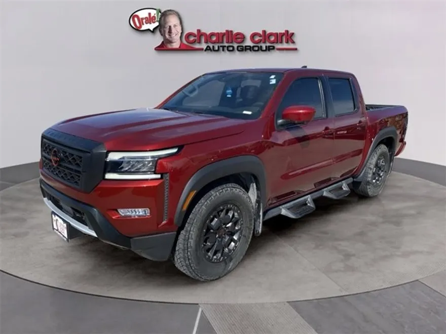 2023 Nissan Frontier PRO-X photo 1