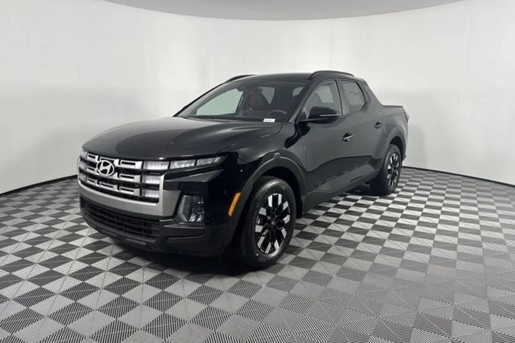 2025 Hyundai Santa Cruz SEL photo 1