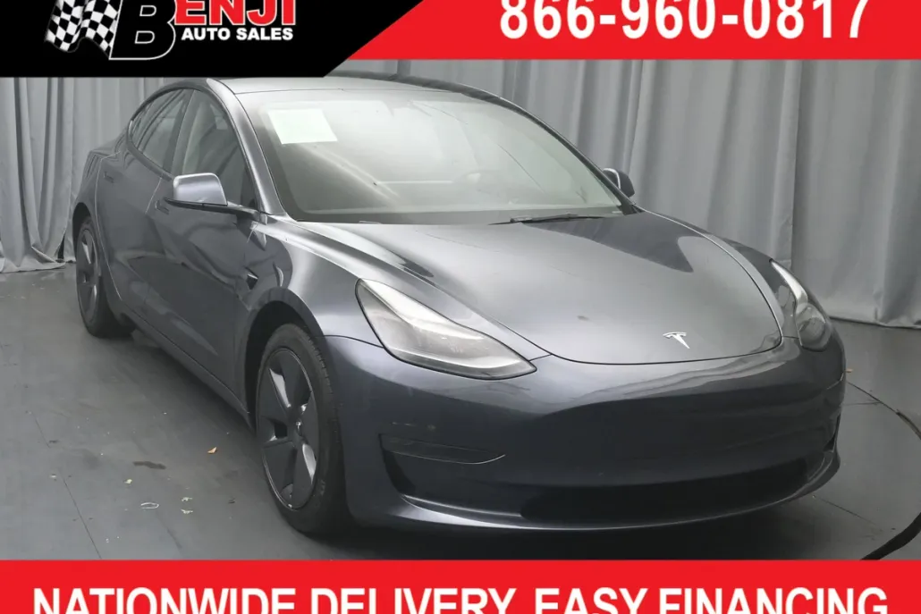 2022 Tesla Model 3 Long Range photo 1