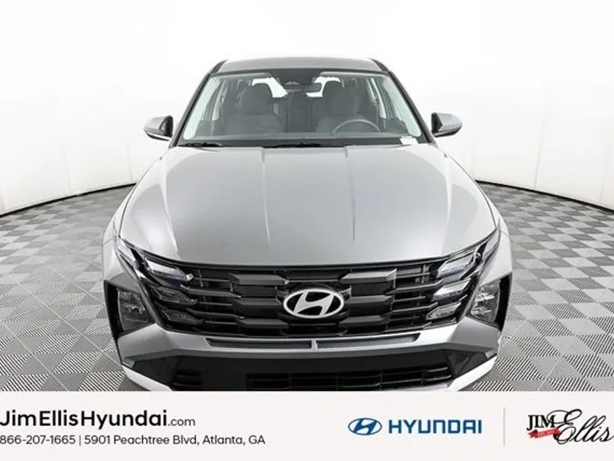 2025 Hyundai Tucson SE photo 1