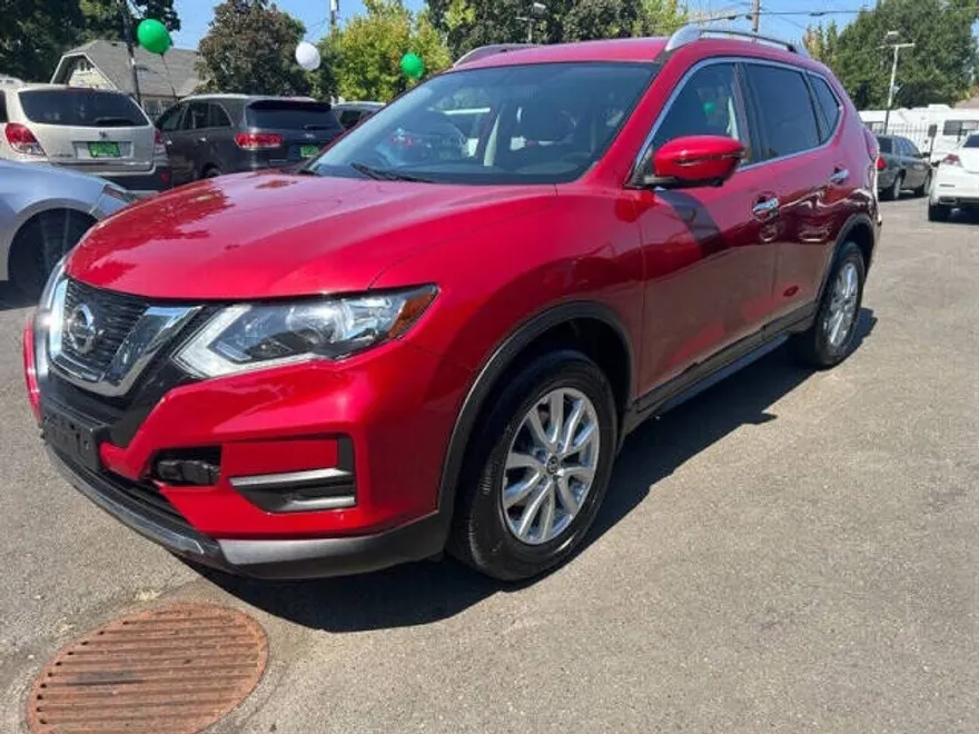 2017 Nissan Rogue SL photo 1