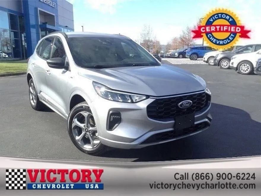 2024 Ford Escape ST-Line photo 1