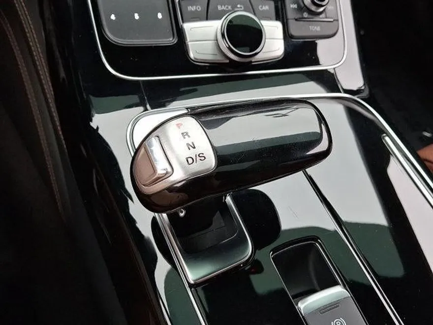 2016 Audi S8 4.0T photo 13