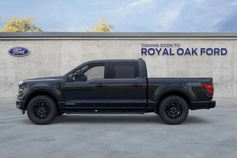 2025 Ford F-150 XLT photo 1