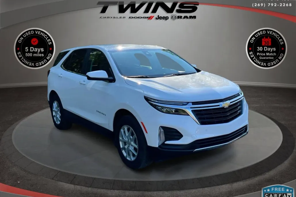 2024 Chevrolet Equinox LT photo 1
