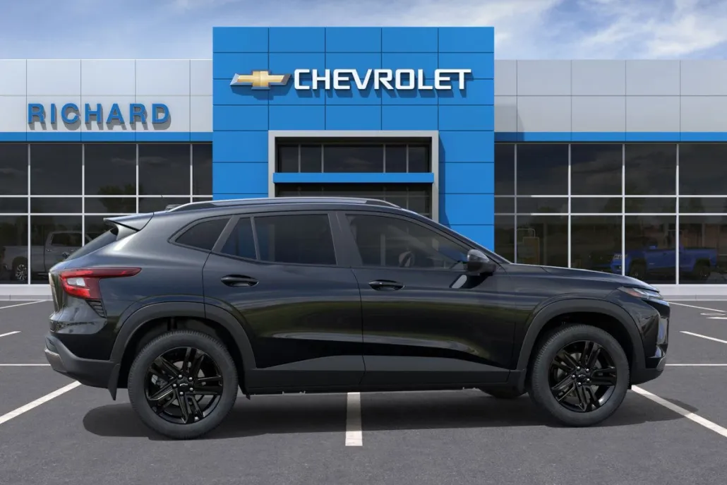 2025 Chevrolet Trax ACTIV photo 1