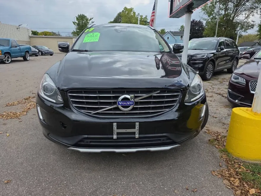 2017 Volvo XC60 T6 Inscription photo 1