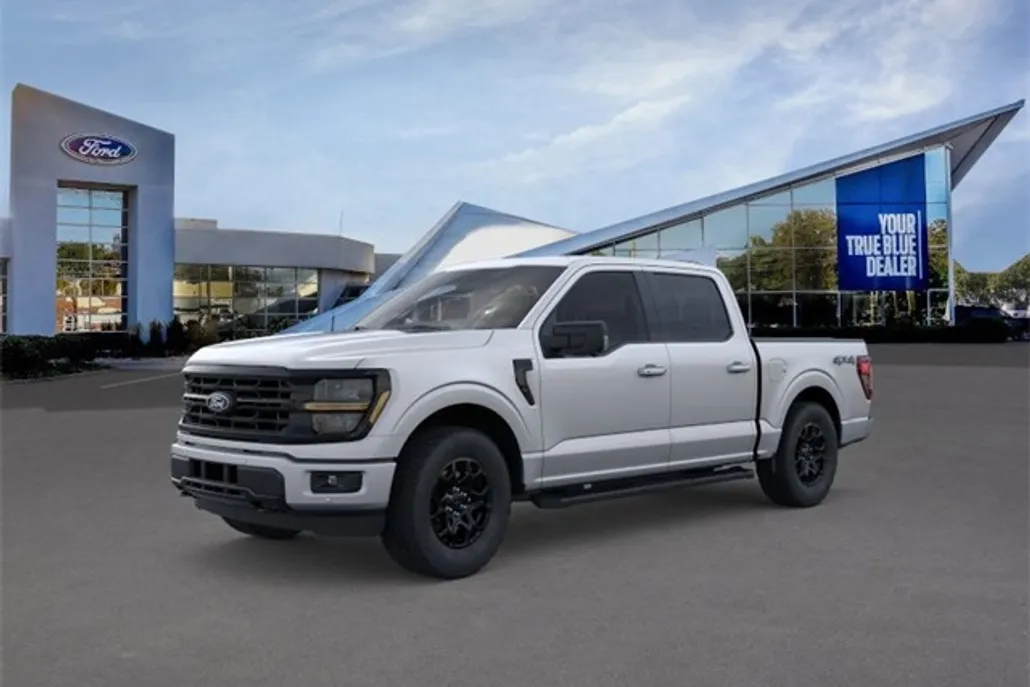 2025 Ford F-150 XLT photo 1