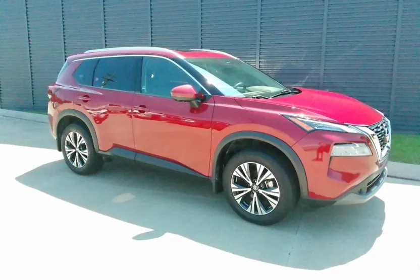 2021 Nissan Rogue SV photo 1