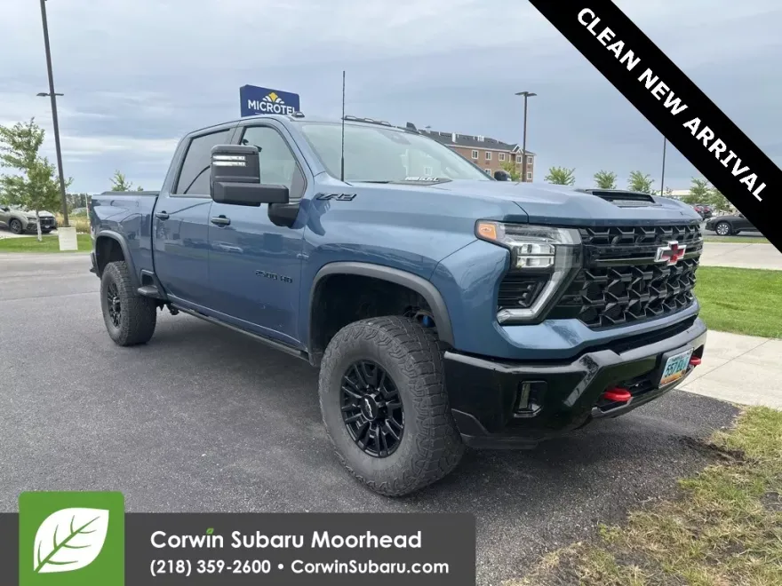 2024 Chevrolet Silverado 2500HD ZR2 photo 1