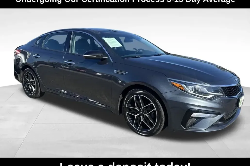 2020 Kia Optima SE photo 1