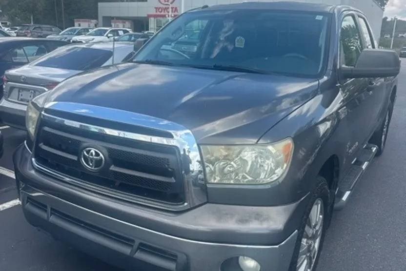 2011 Toyota Tundra SR5 photo 1