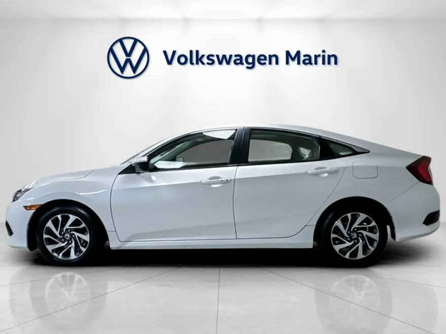 2016 Honda Civic EX photo 1