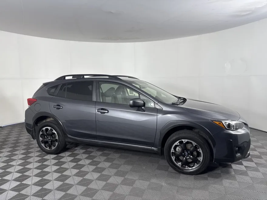 2023 Subaru Crosstrek Premium photo 1